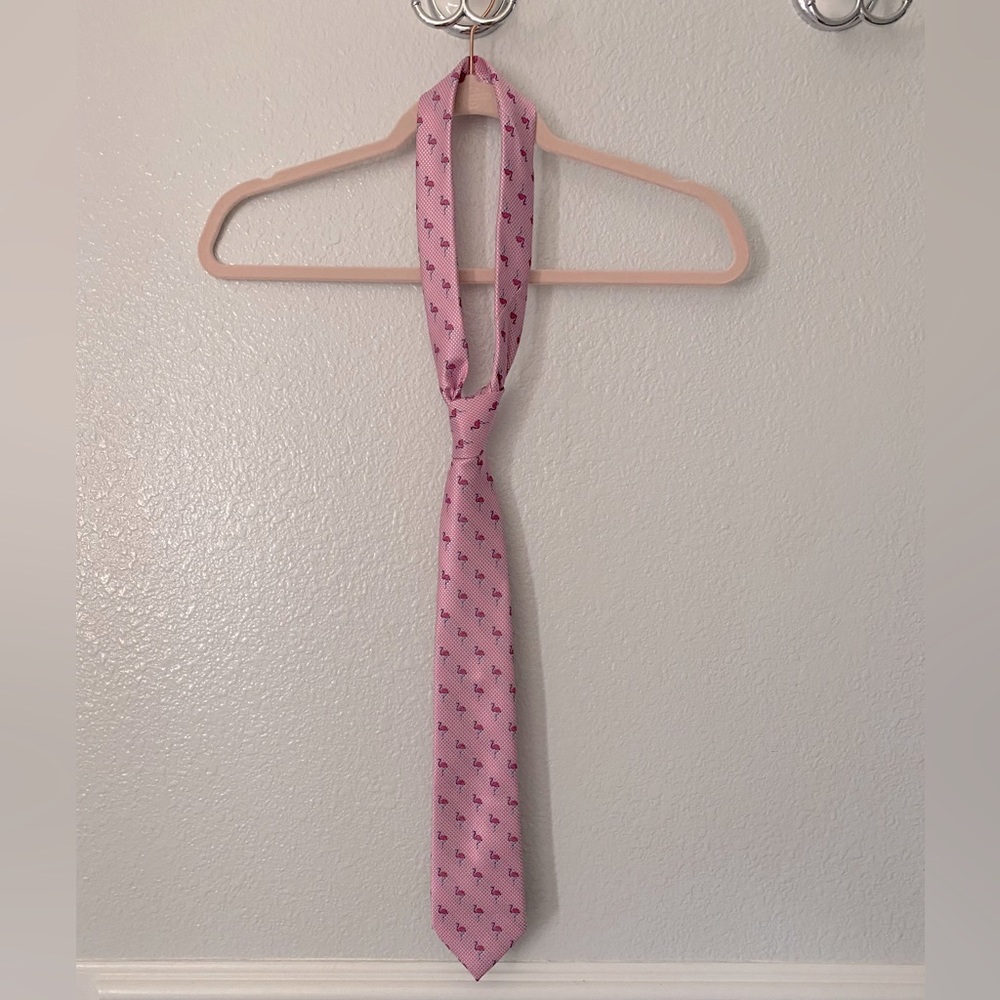 Izod Pink Flamingo Tie